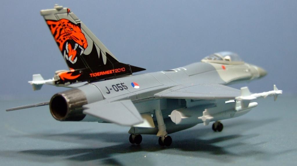 F-16A, RNLAF, 1:100