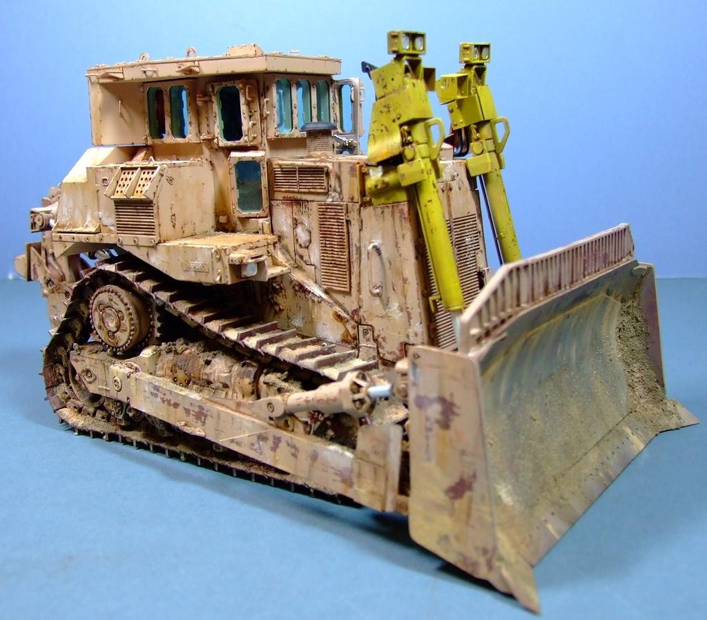 Caterpillar D9R Doobi Armoured Bulldozer, Isaeli Defence Force, 1:35