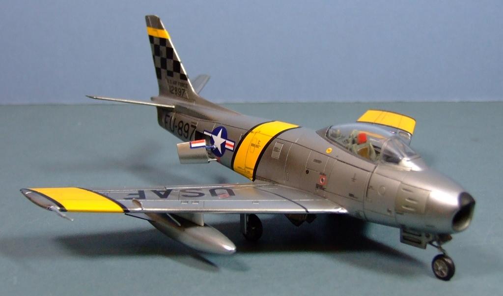 F-86F Sabre, 1:72
