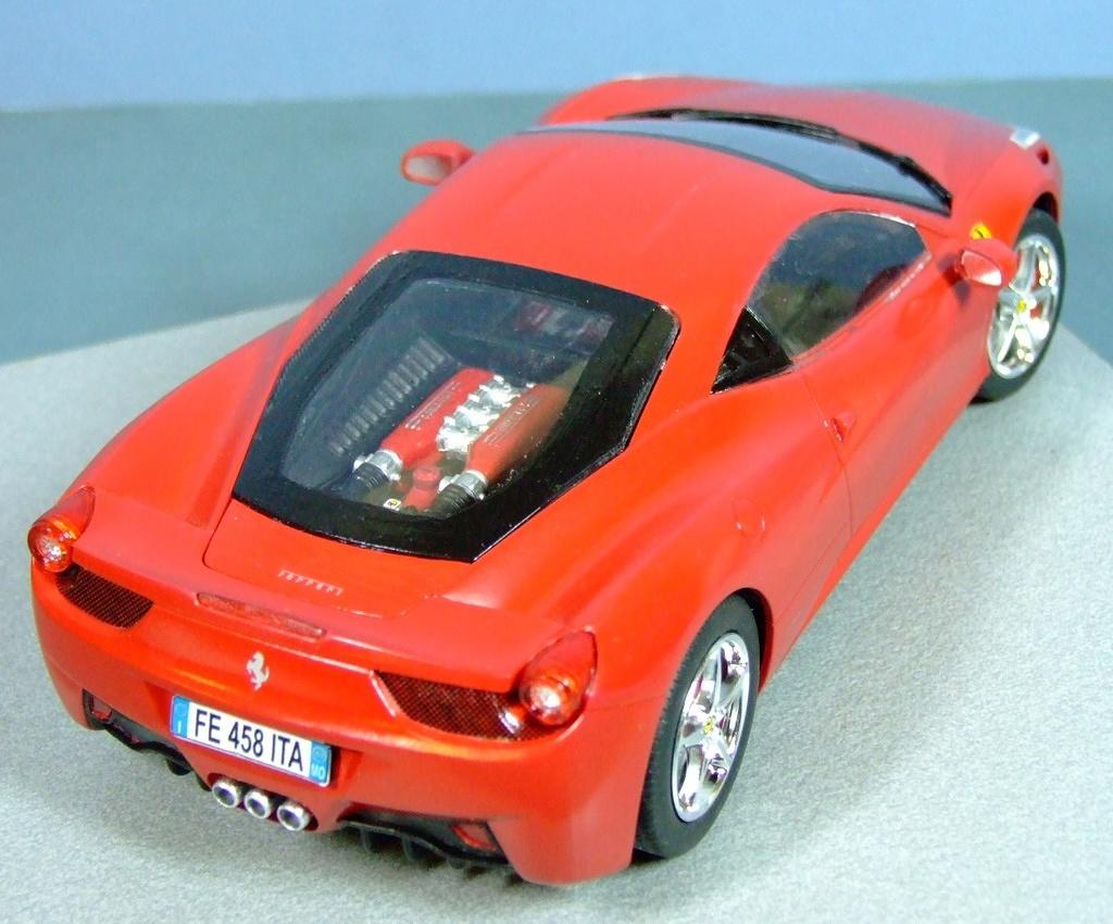 Ferrari 458 Italia, 1:24