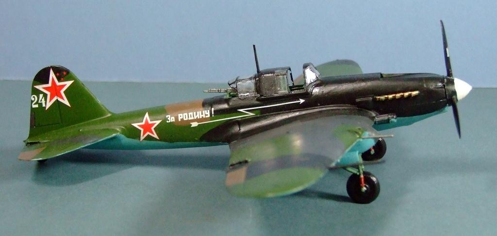 Ilyushin IL-2 Stormovik, Russian Air Force, 1:72