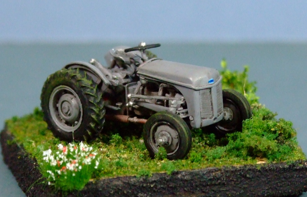 Ferguson TEA-20 Tractor, ~1942, 1:76