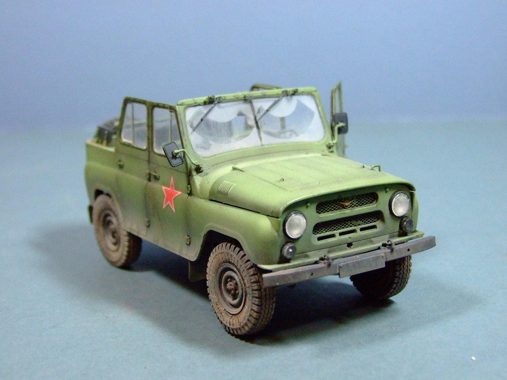 UAZ-469 "Russian Jeep", 1:35