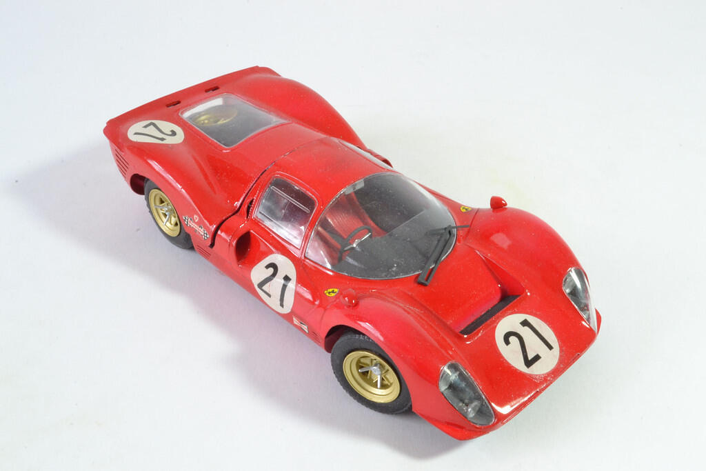 Ferrarri 330 P4