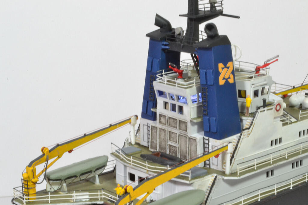 1:200 Smit Rotterdam Ocean-going Salvage Tug
