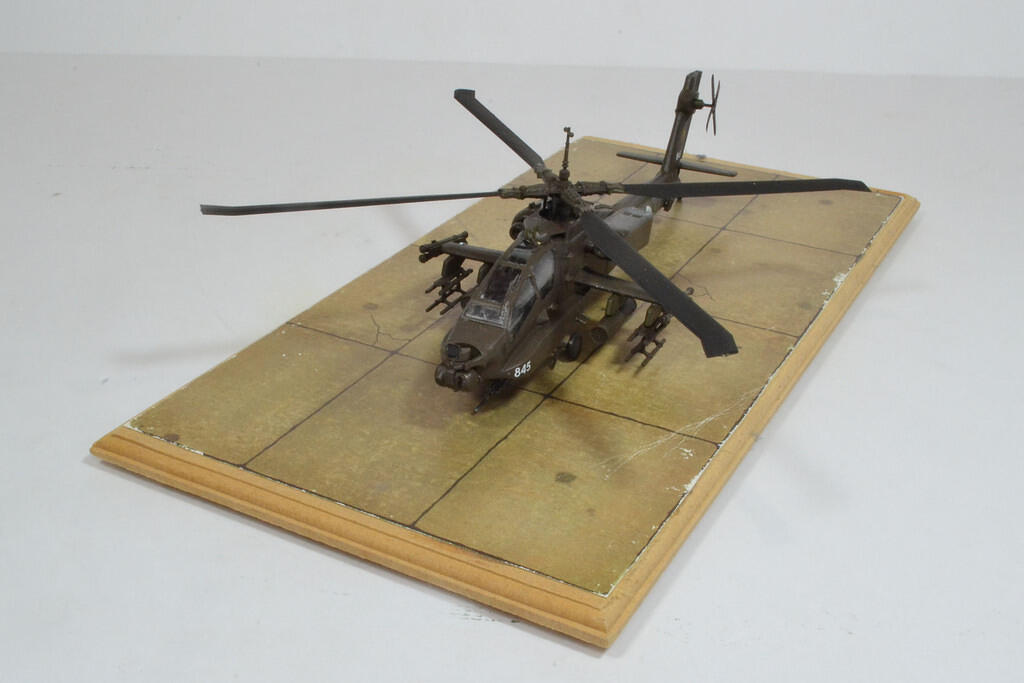 AH-64 Apache