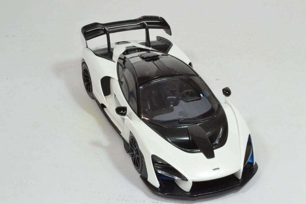 McLaren Senna