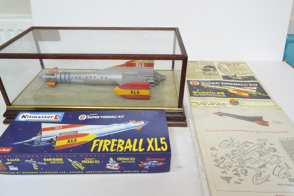 Kitmaster Fireball XL-5