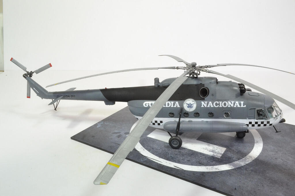 Mil Mi18 Mexican Police