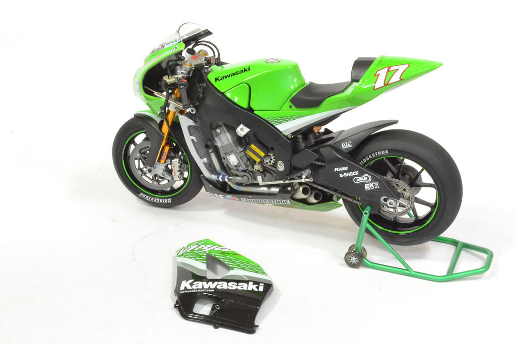 1:12 Kawasaki Ninja ZX-RR 2006