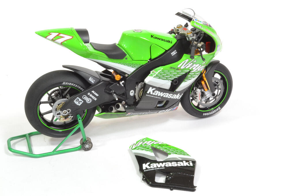 1:12 Kawasaki Ninja ZX-RR 2006
