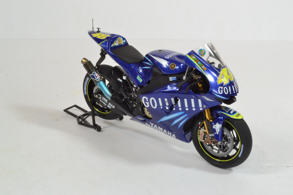 Yamaha YZR-M1, 2004