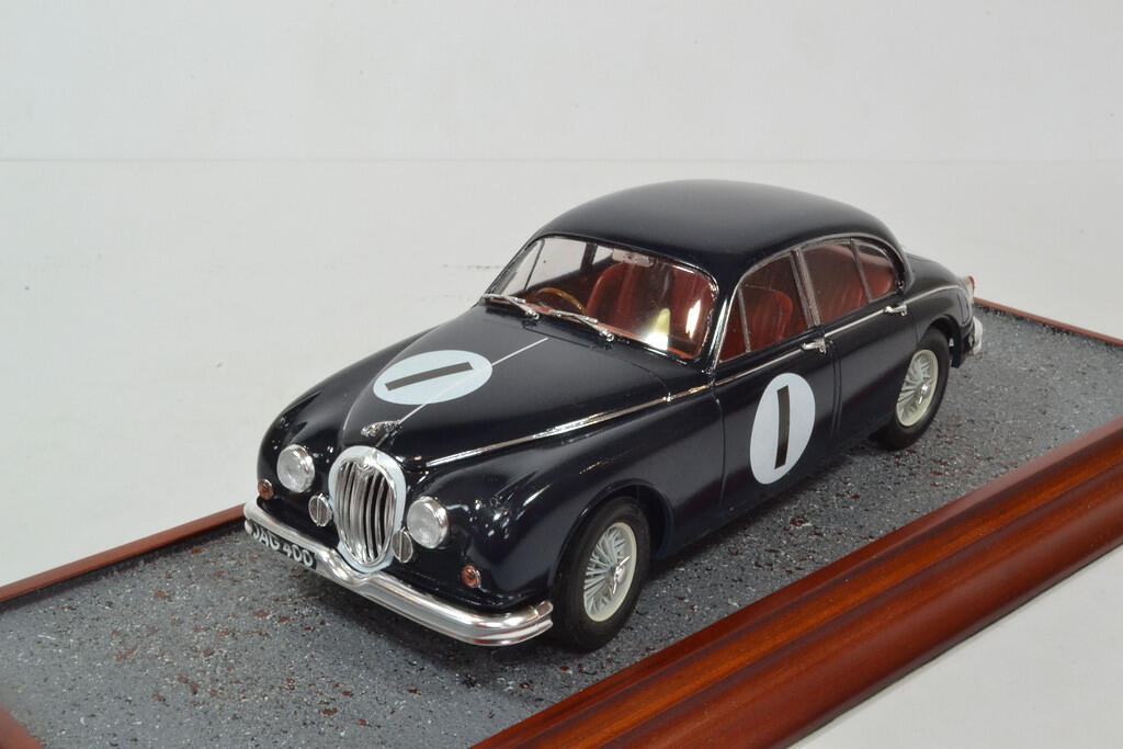 Jaguar 6 hour race 1961