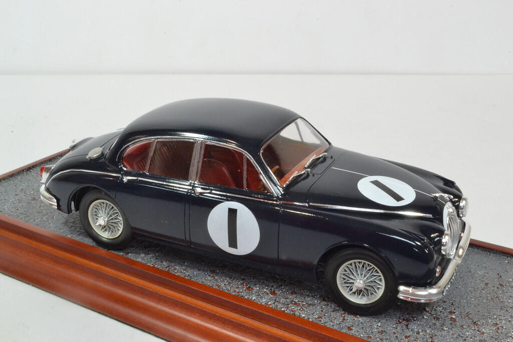 Jaguar 6 hour race 1961