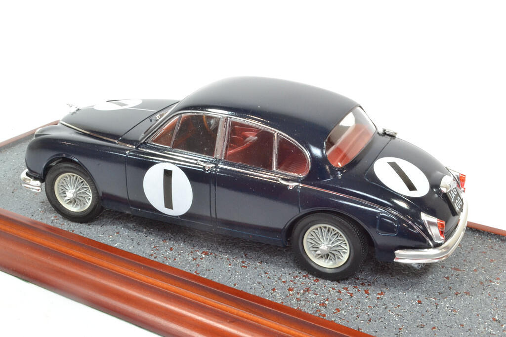 Jaguar 6 hour race 1961