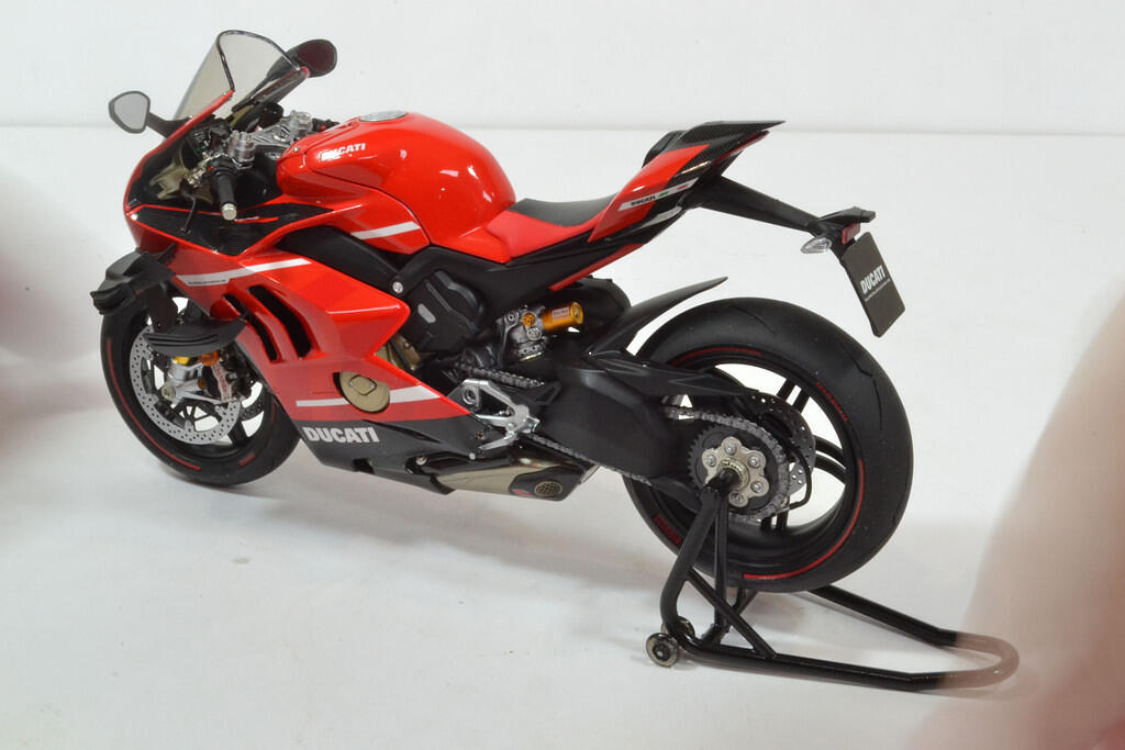 Ducati Superleggera V4