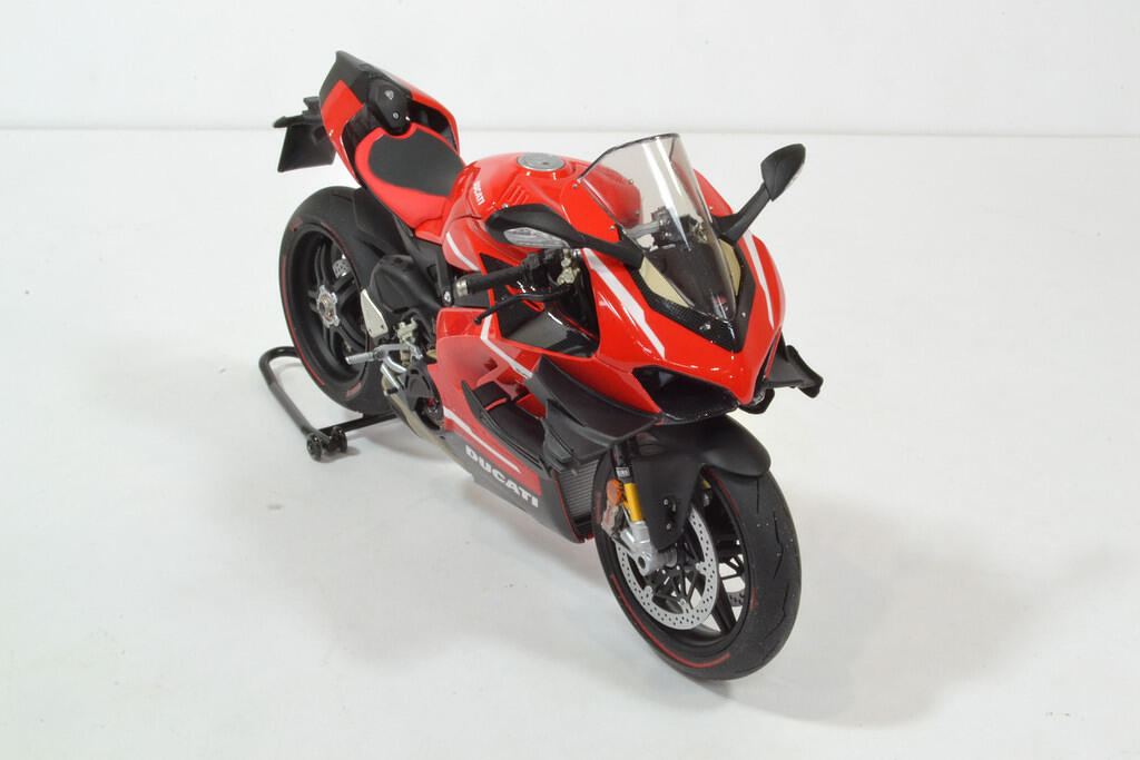 Ducati Superleggera V4