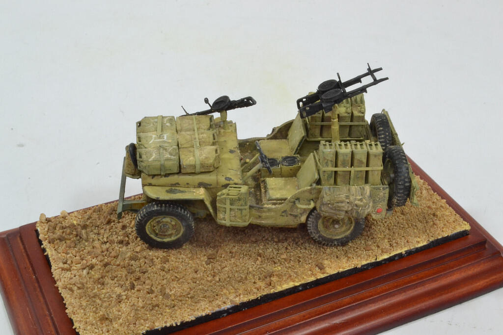 1:35 SAS Jeep