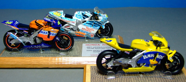 Honda RC21Vs, 1:22 scale