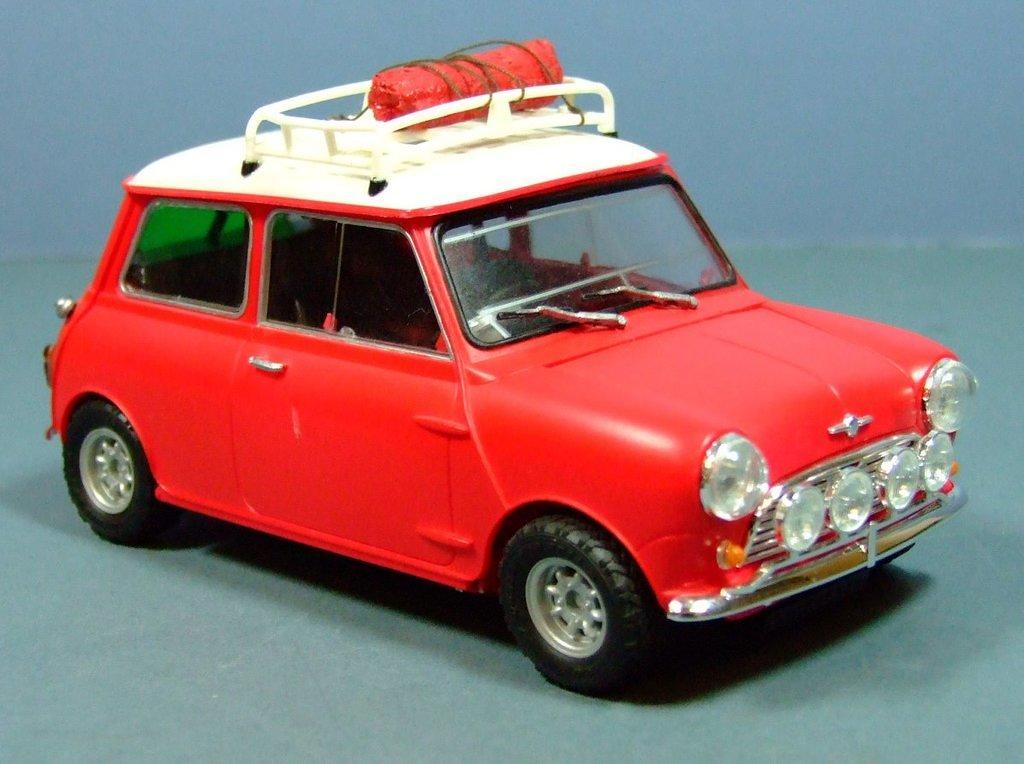 Mini, 1:24