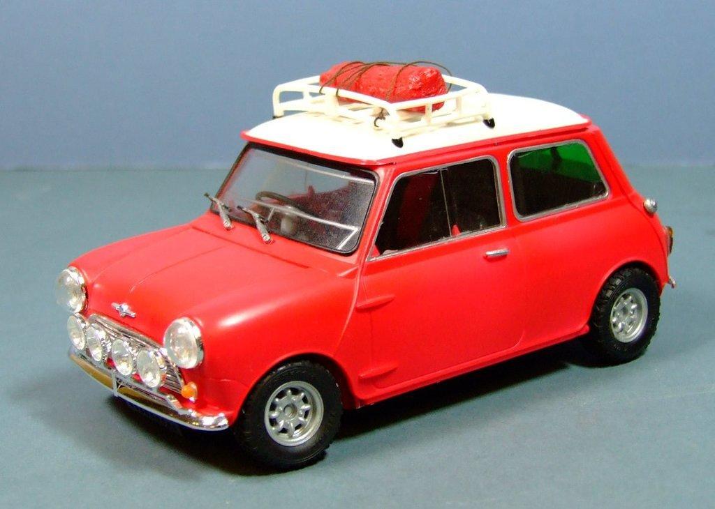 Mini, 1:24