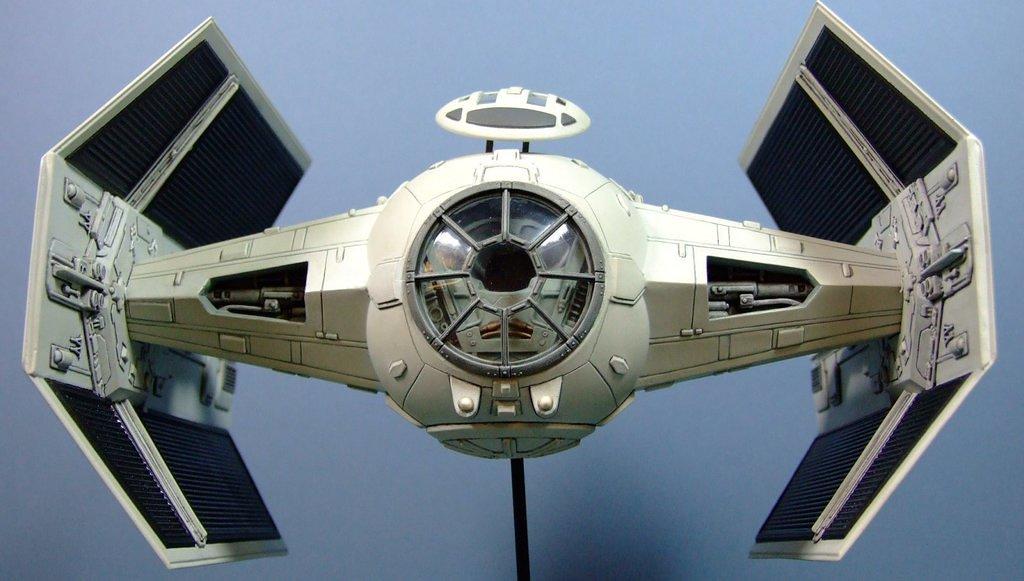 Darth Vader's TIE Advanced fighter (MPC/AMT)