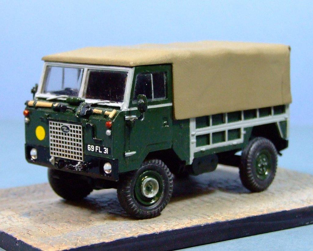 Land Rover 101FC, 1:48