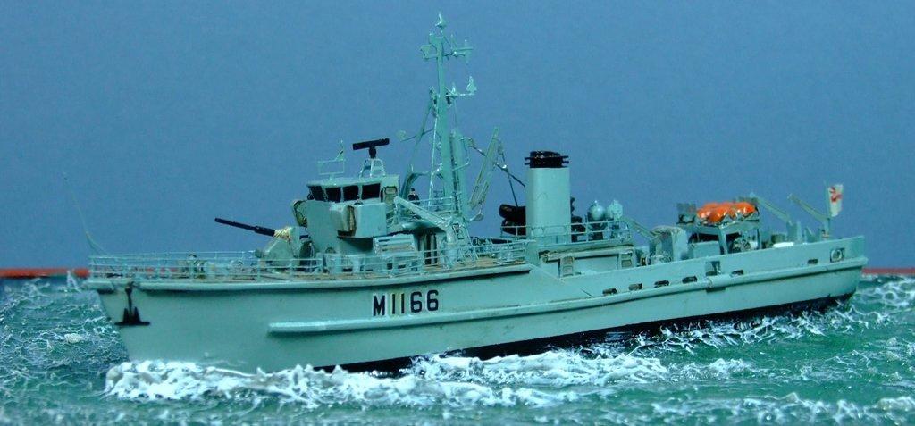 HMS Nurton, Ton class minesweeper, 1:350