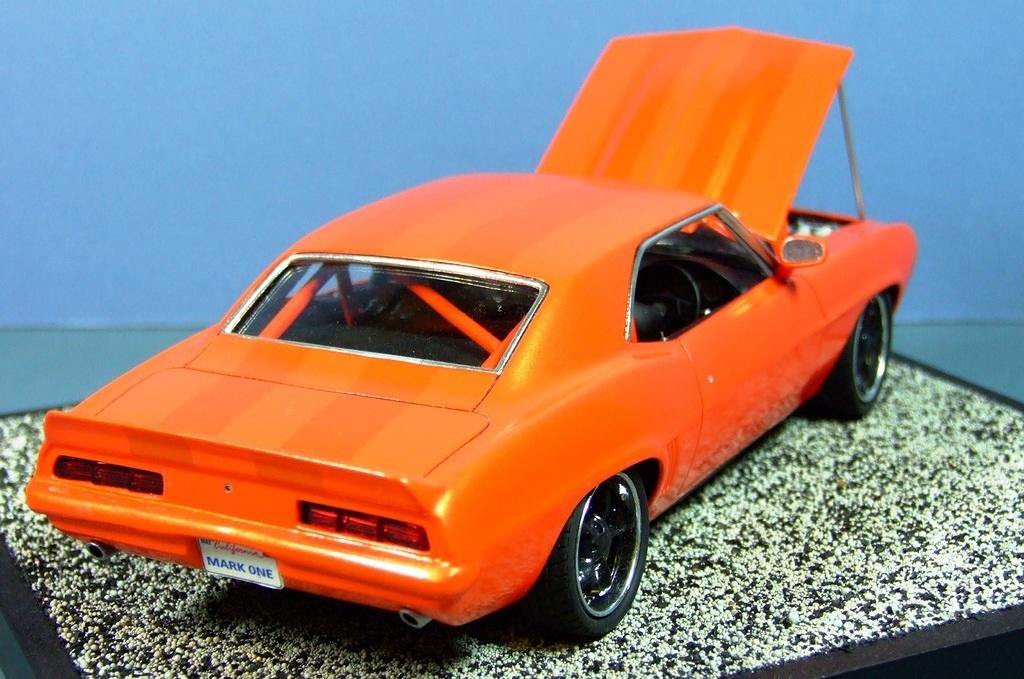 Custom Chevrolet Camero 1969, 1:24