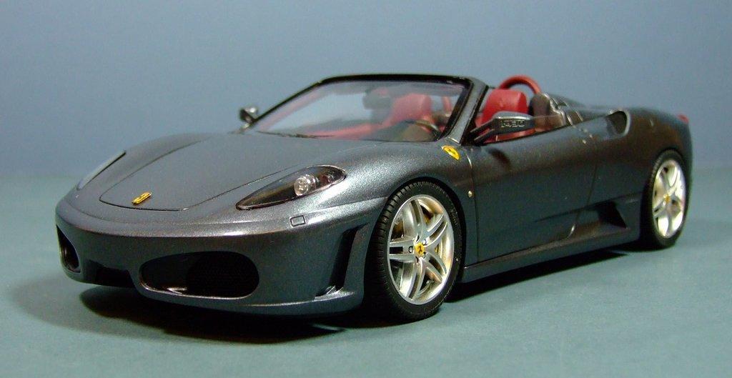 Ferrari F430, 1:24