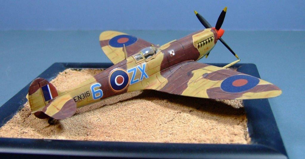 Spitfire IXc, 1:72