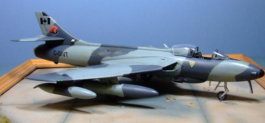 Hawker Hunter F.58, Northern Lights, 1:32