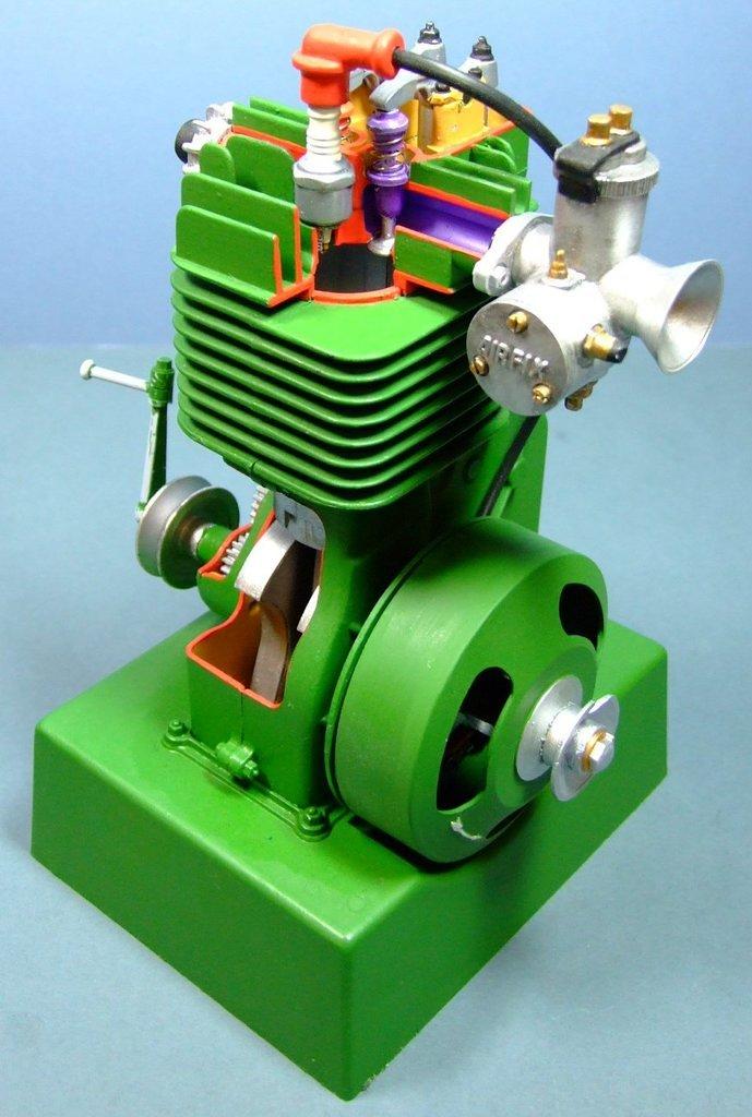 Airfix Four-stroke Engine