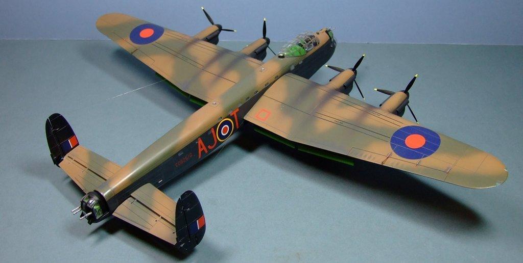 Avro Lancaster B.III, RAF, 1:72