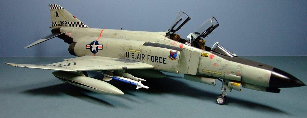 McDonnell Douglas, F-4E Phantom II, 57th FIS, 1:48