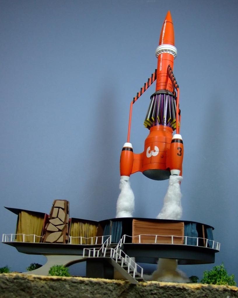 "Lift Off,"Thunderbird 3. 