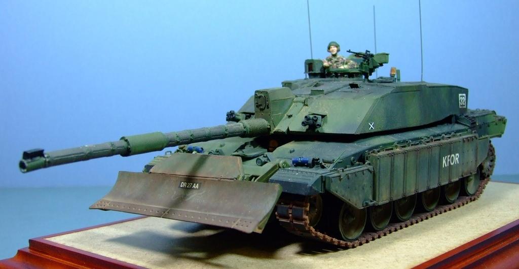 Challenger II, 1:35