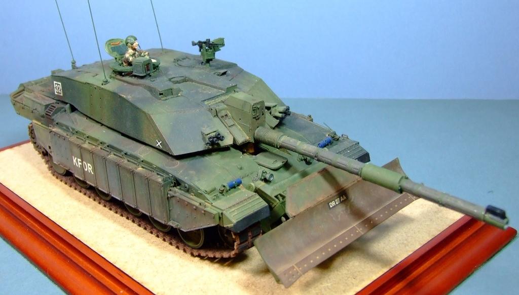 Challenger II, 1:35