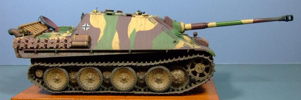 Jagdpanther Late Version, Unknown Unit, 1945, 1:35