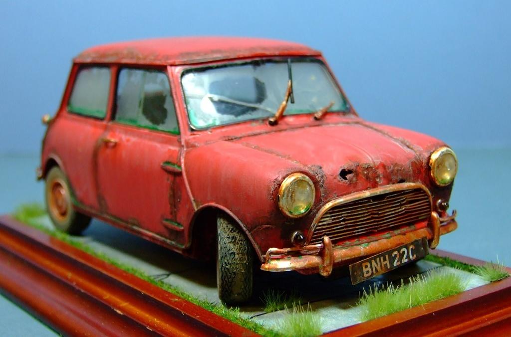 Mini, 1:24