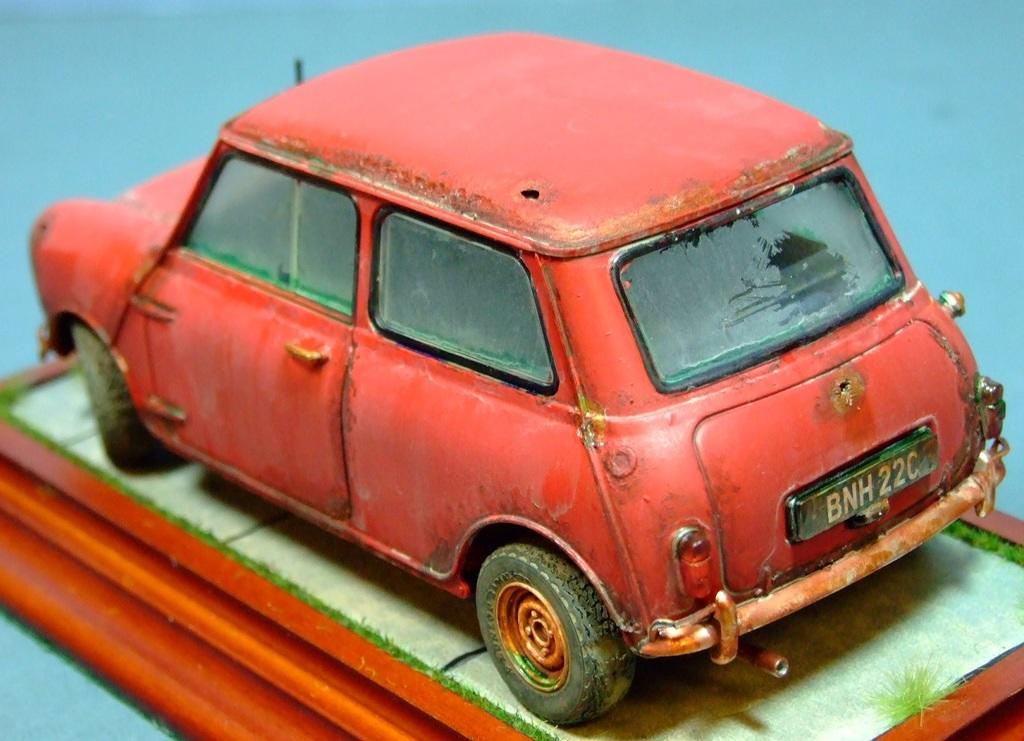 Mini, 1:24