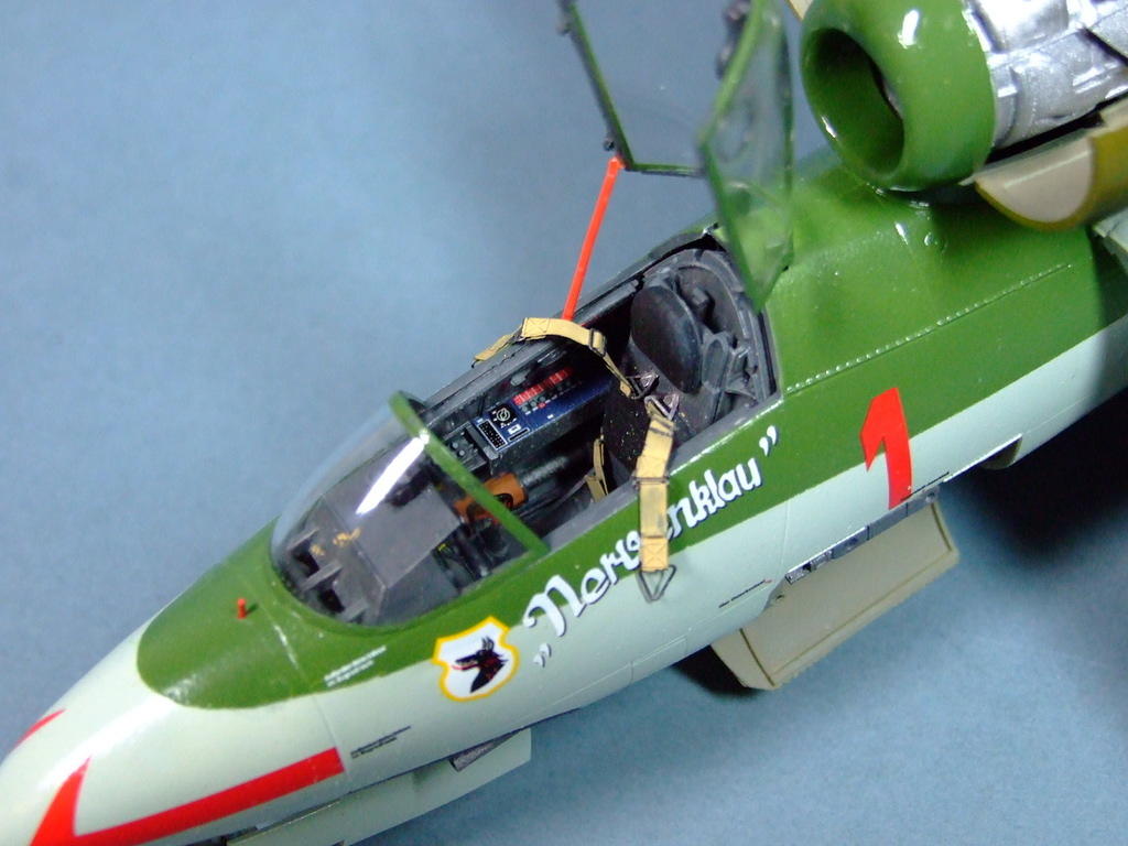 Heinkel He-162A-2, 1:32