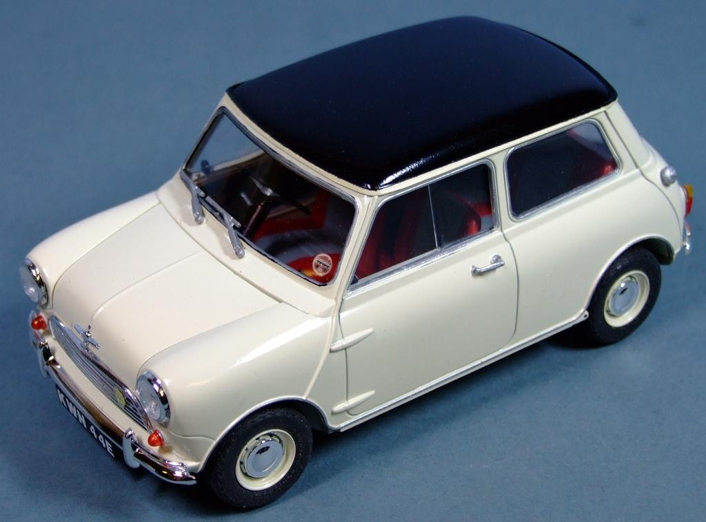 Mini, 1:24