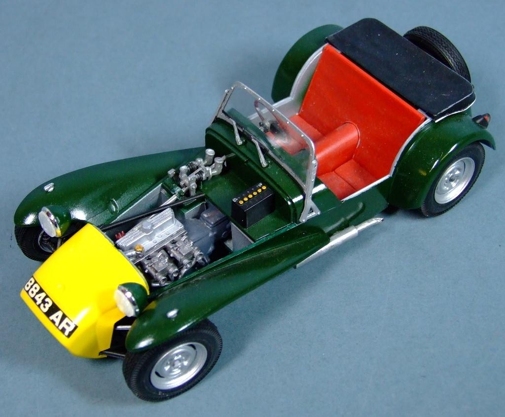 Lotus 7, 1:24