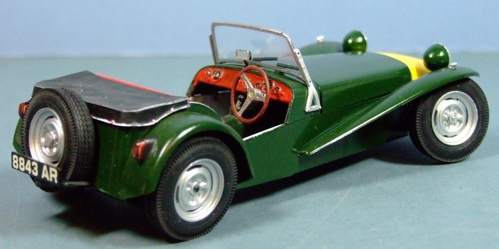Lotus 7, 1:24