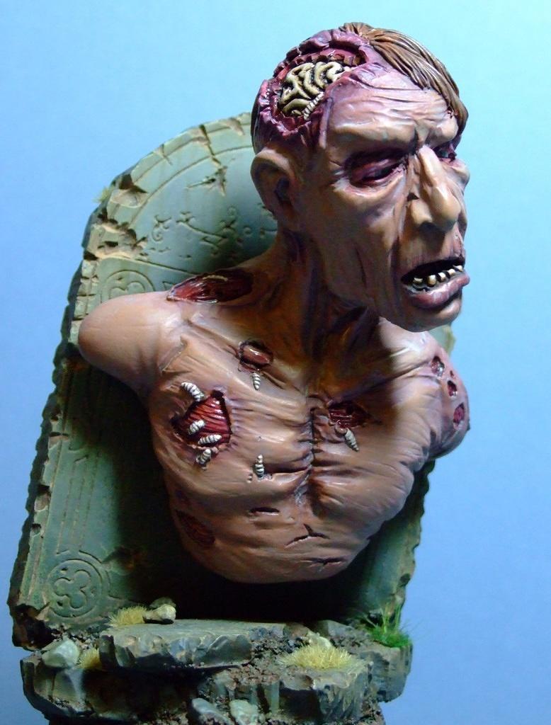 Zombie bust