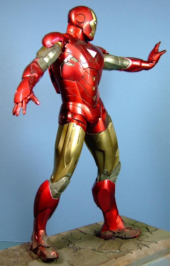 Iron Man Mk. VI, 1:8