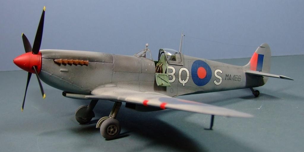 Supermarine Spitfire IXc, 451 Sqdn, RAAF, Poretta, Corsica, May 1944, 1:48