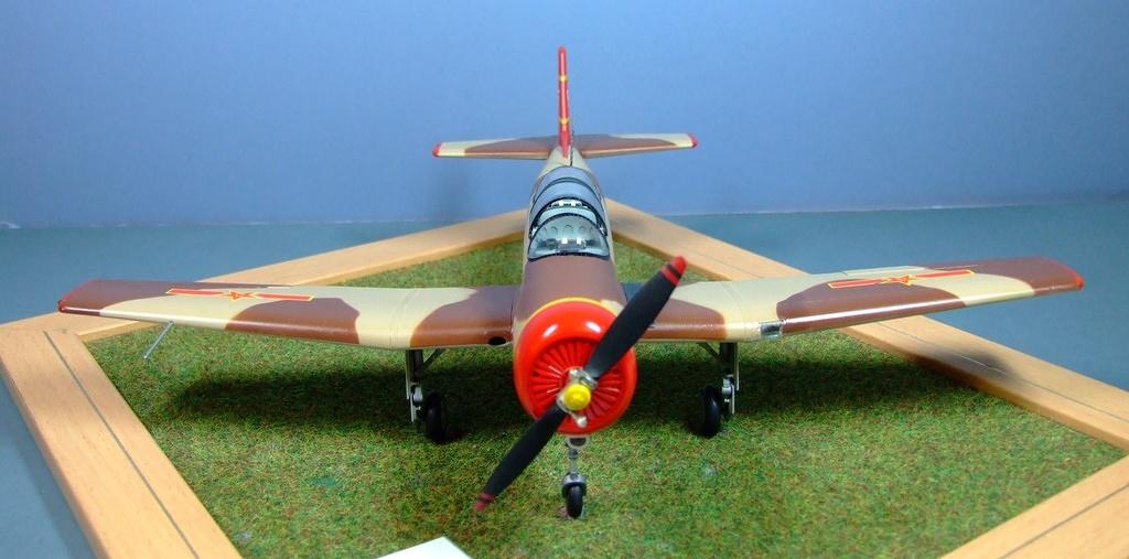 Nanchang CJ-6 "China Girl," 1:32