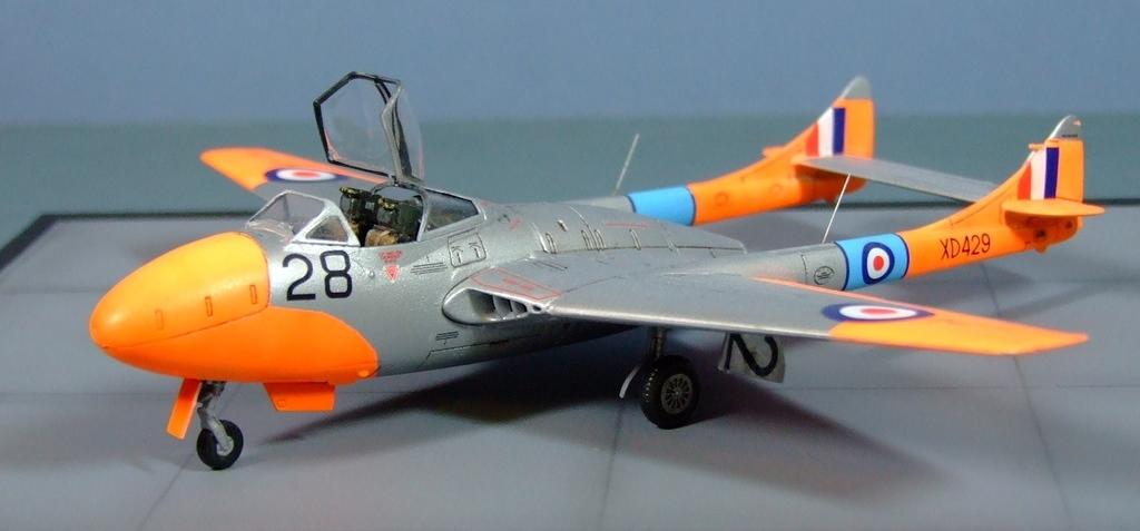 De Havilland Vampire T.11, RAF College Cranwell, 1958, 1:72